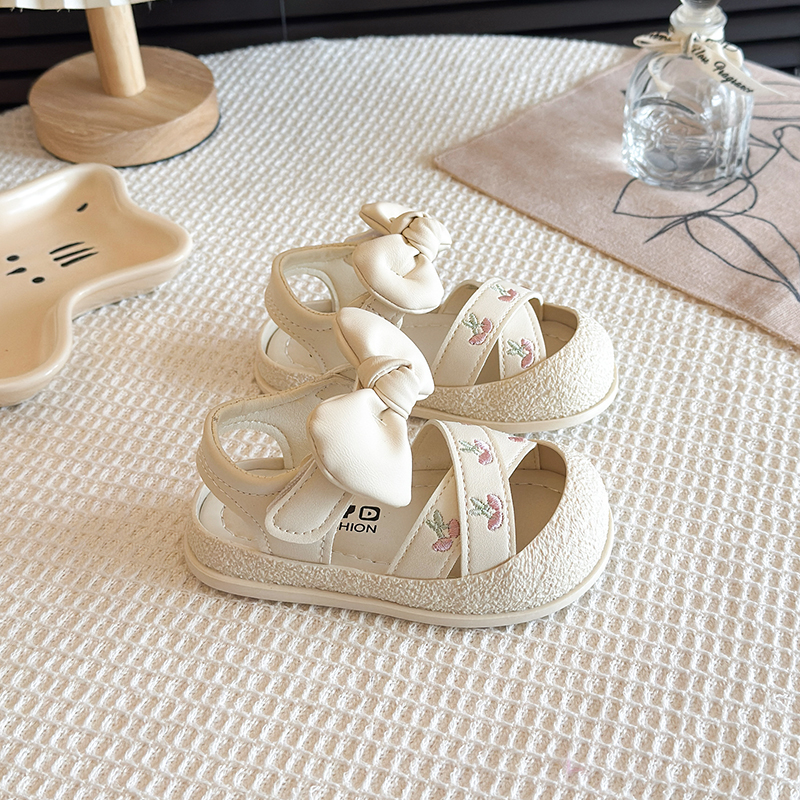 First Walker Kids Toes Capped  - Kids Outdoor Clubhouse ulasan dan harga